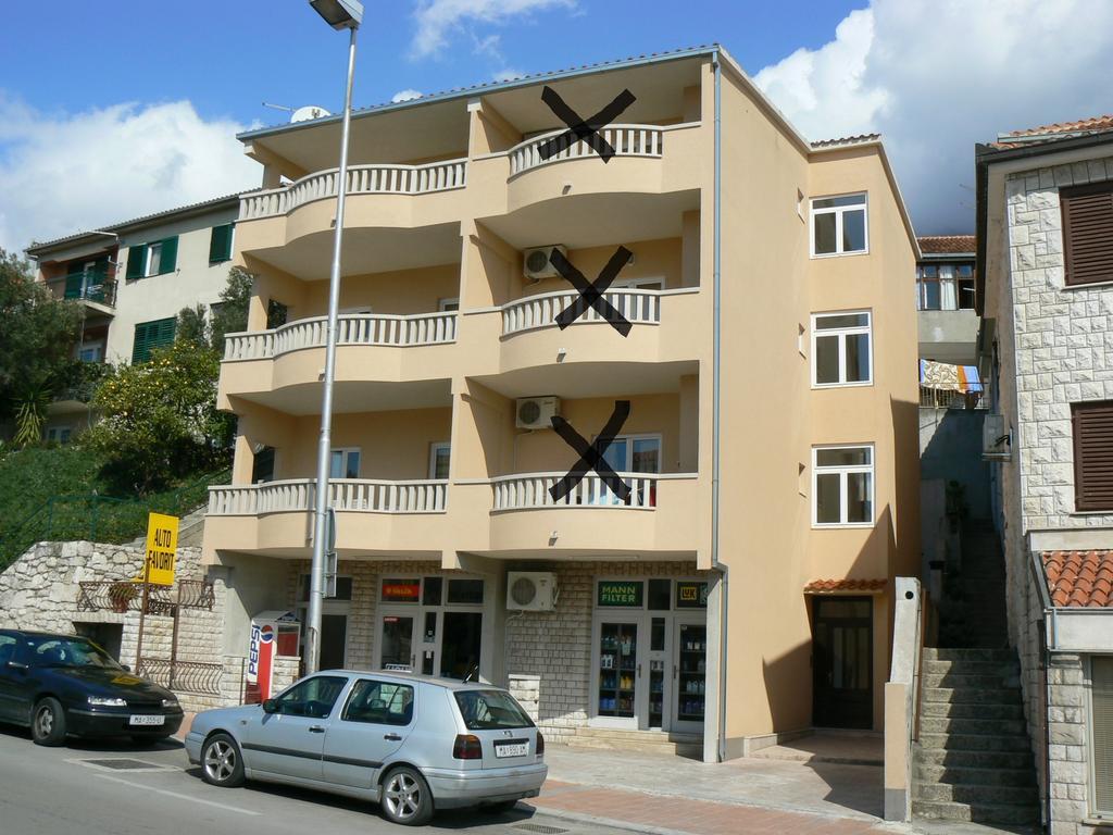 Apartments Petrovic Makarska Habitación foto
